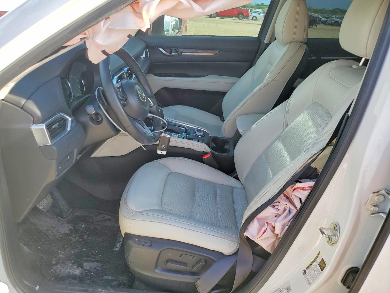 2023 Mazda CX-5 VIN JM3KFBEM3P0211144 COPART salvage auction — Minor Dent/Scratches, TX - SALVAGE VEHICLE TITLE, sold $9,800 on 2026-07-02 (photo 7)
