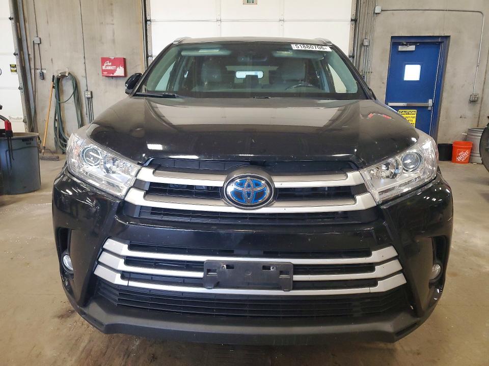2019 Toyota VIN 5TDJGRFH8KS068273 COPART salvage auction — SIDE, Mn - Cert Of Title-Salvage, sold $7,500 on 2026-07-07 (photo 5)