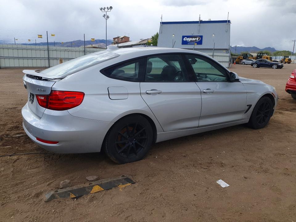 2015 BMW 3er VIN WBA3X5C52FD560078 COPART salvage auction — MINOR DENT/SCRATCHES, Tx - Dis/Dlr/Exp Only Salvage Title, sold $1,050 on 2026-07-08 (photo 3)