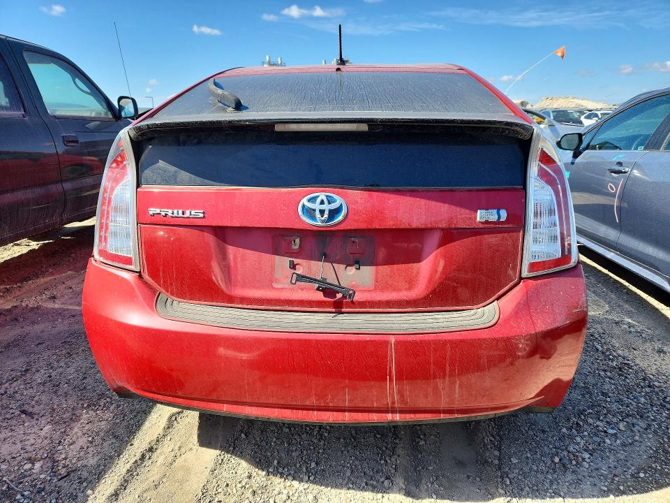 2014 Toyota Prius VIN JTDKN3DU9E1775939 COPART salvage auction — MINOR DENT/SCRATCHES, CA - DIS/DLR/EXP ONLY CLEAN TITLE, sold $1,350 on 2026-07-28 (photo 6)