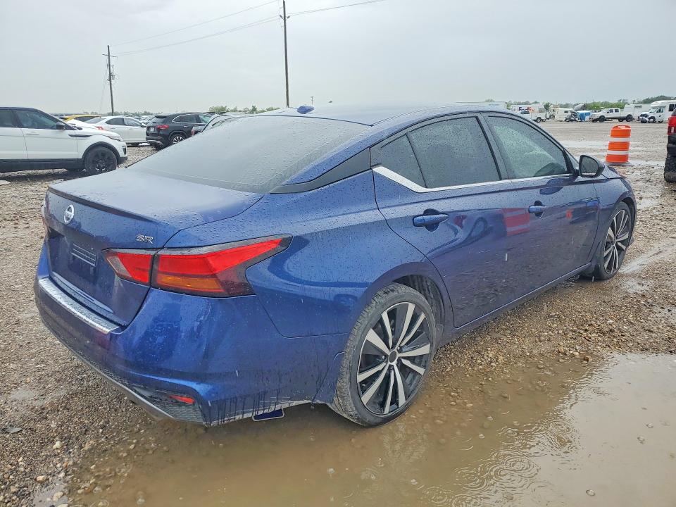 2022 Nissan Altima VIN 1N4BL4CV4NN416051 COPART salvage auction — FRONT END, TX - SALVAGE VEHICLE TITLE, sold $3,050 on 2026-07-02 (photo 3)