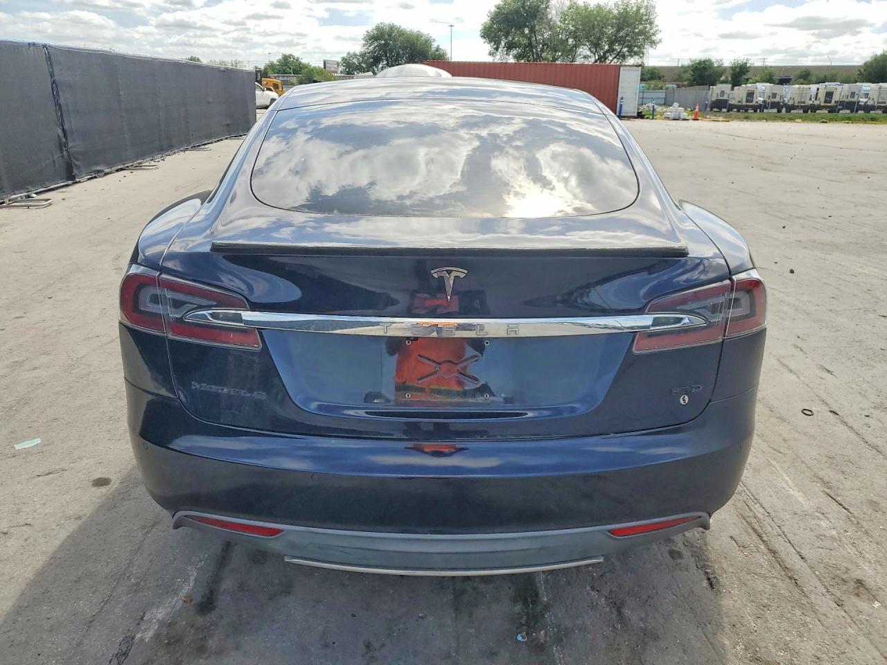 2015 Tesla Model S VIN 5YJSA1H23FFP77364 COPART salvage auction — Front End, FL - CERT OF TITLE SLVG REBUILDABLE, sold $2,100 on 2026-06-23 (photo 6)