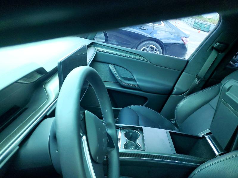 2023 Tesla Model x VIN 7SAXCBE69PF405366 COPART salvage auction — FRONT END, Tx - Salvage Vehicle Title, sold $16,900 on 2026-07-02 (photo 8)