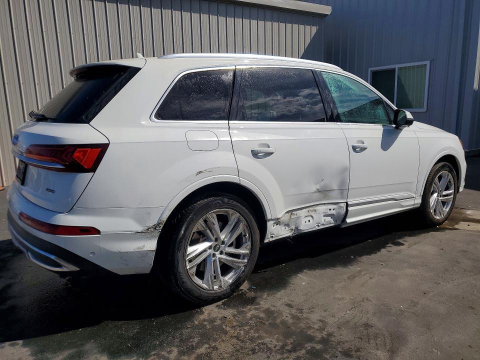 2021 Audi Q7 VIN WA1LJAF72MD041470 COPART salvage auction — SIDE, CA - SALVAGE CERTIFICATE, sold $19,100 on 2026-07-13 (photo 3)
