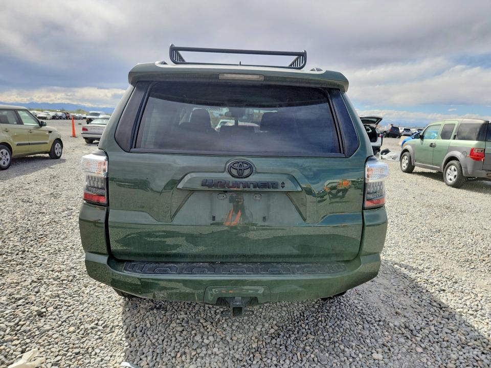 2022 Toyota 4runner VIN JTETU5JR8N6058398 COPART salvage auction — FRONT END, Tx - Salvage Vehicle Title, sold $2,100 on 2026-07-21 (photo 6)