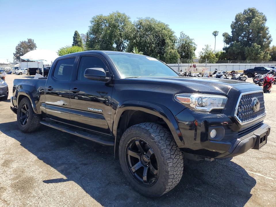 2017 Toyota Tacoma VIN 5TFBZ5DN6HX003621 COPART salvage auction — REAR END, Ca - Salvage Certificate, sold $8,200 on 2026-07-02 (photo 4)