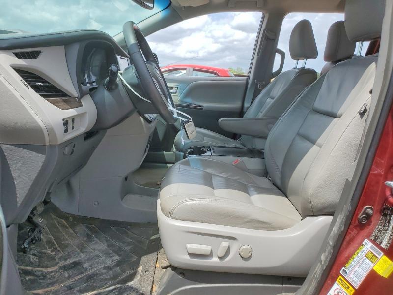 2017 Toyota Sienna VIN 5TDYZ3DC0HS852422 COPART salvage auction — FRONT END, Tx - Salvage Vehicle Title, sold $5,100 on 2026-07-06 (photo 7)