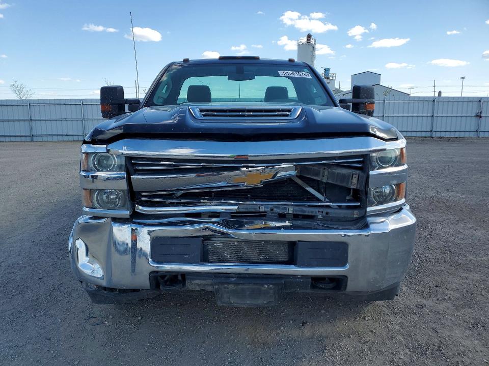 2017 Chevrolet Silverado VIN 1GC3KYCY4HZ251120 COPART salvage auction — FRONT END, Ia - Cert Of Title-Salvage Title, sold $11,600 on 2026-07-08 (photo 5)