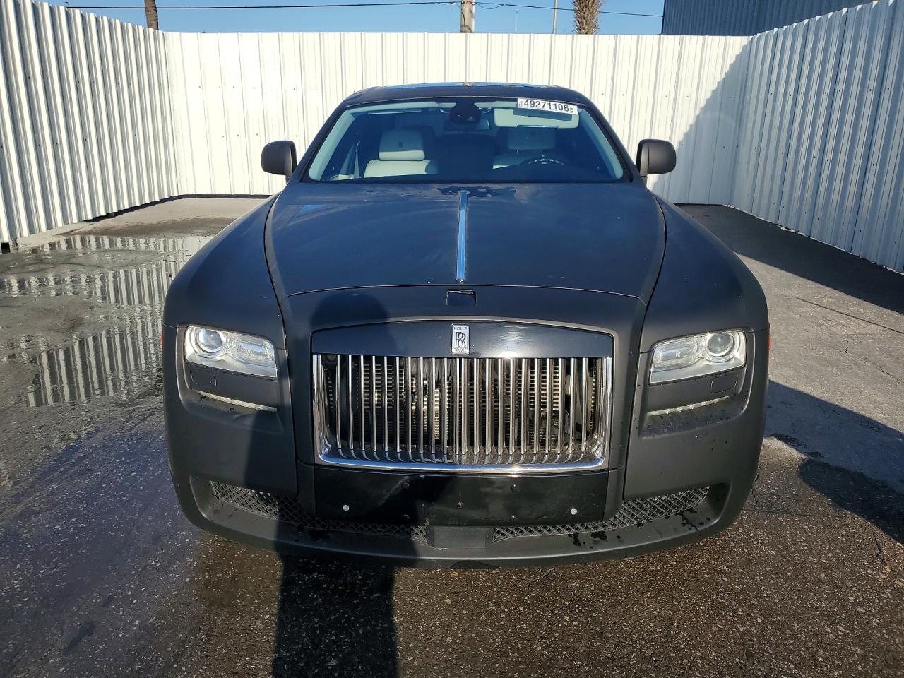 2010 Rolls-Royce Ghost VIN SCA664S59AUX48675 COPART salvage auction — Side, Rb - Salvage Title, sold $38,750 on 2026-09-25 (photo 5)