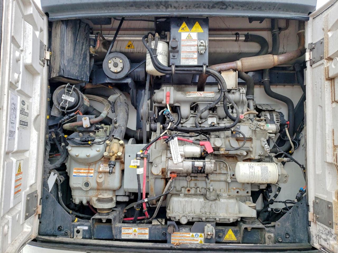 2024 VIN 3UTVS2536R8143818 COPART salvage auction — Front End, St - Salvage Title, sold $5,400 on 2026-08-29 (photo 7)
