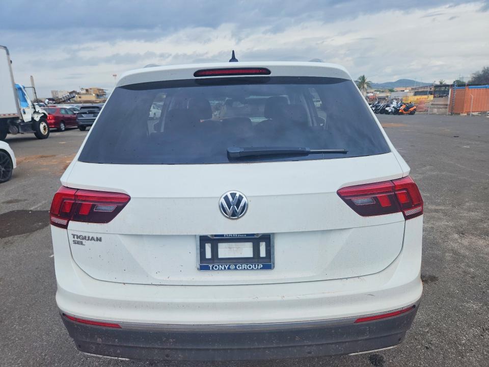 2020 Volkswagen Tiguan VIN 3VV3B7AX7LM039134 COPART salvage auction — WATER/FLOOD, Hi - Certificate Of Salvage, sold $2,600 on 2026-07-27 (photo 6)