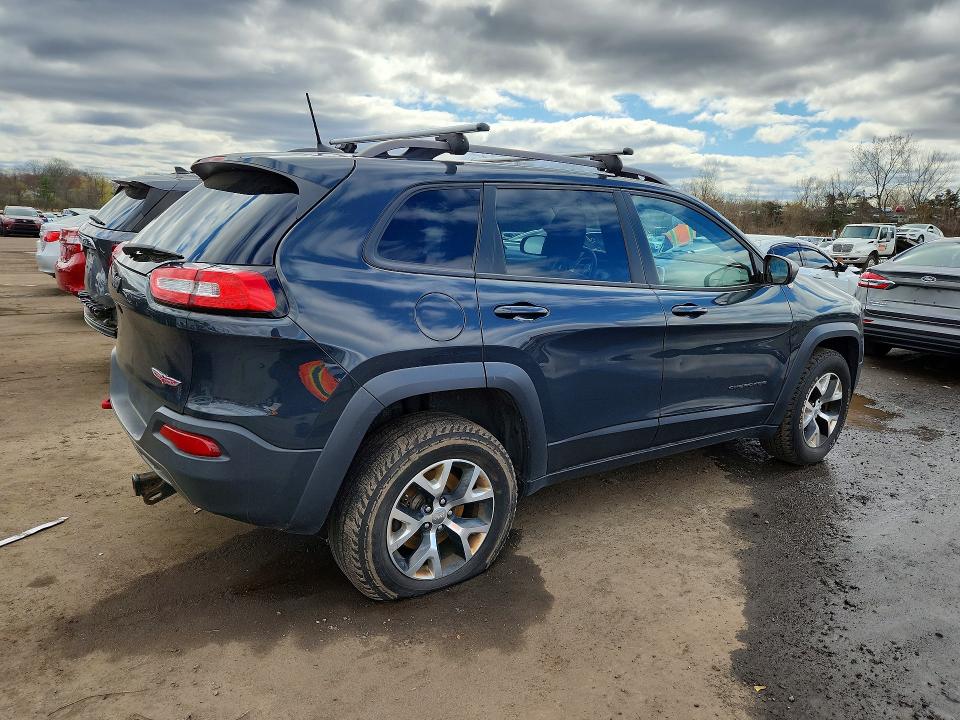 2016 Jeep Cherokee VIN 1C4PJMBS1GW337768 COPART salvage auction — UNDERCARRIAGE, NY - CERTIFICATE OF TITLE, sold $1,750 on 2026-07-19 (photo 3)