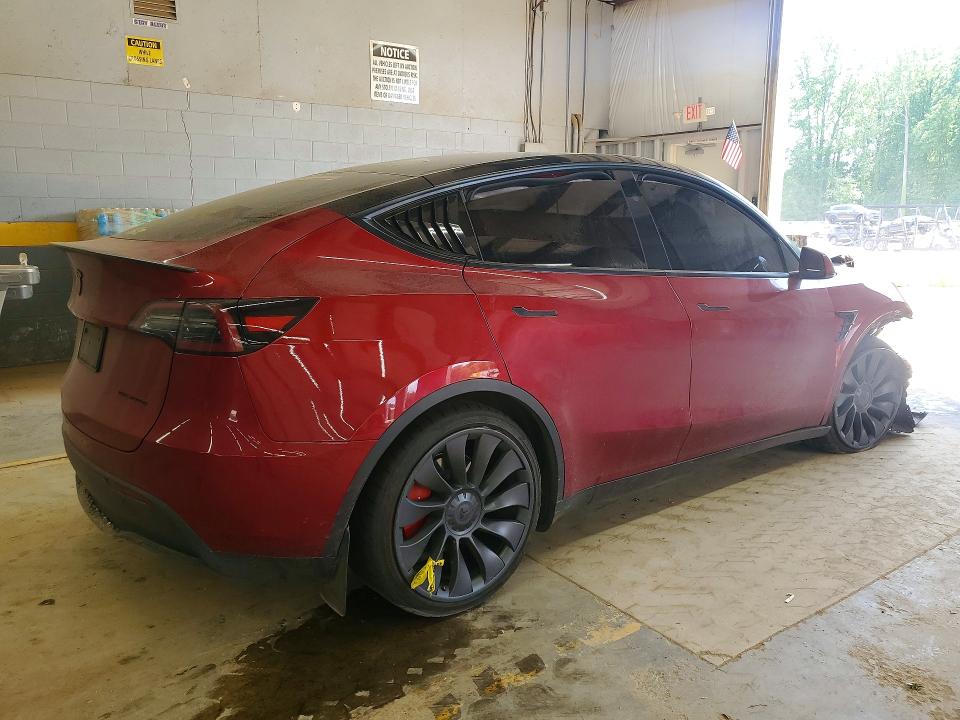 2025 Tesla Model y VIN 7SAYGDEF8SA362696 COPART salvage auction — FRONT END, Nc - Salvage Certificate Of Title, sold $5,500 on 2026-07-29 (photo 3)