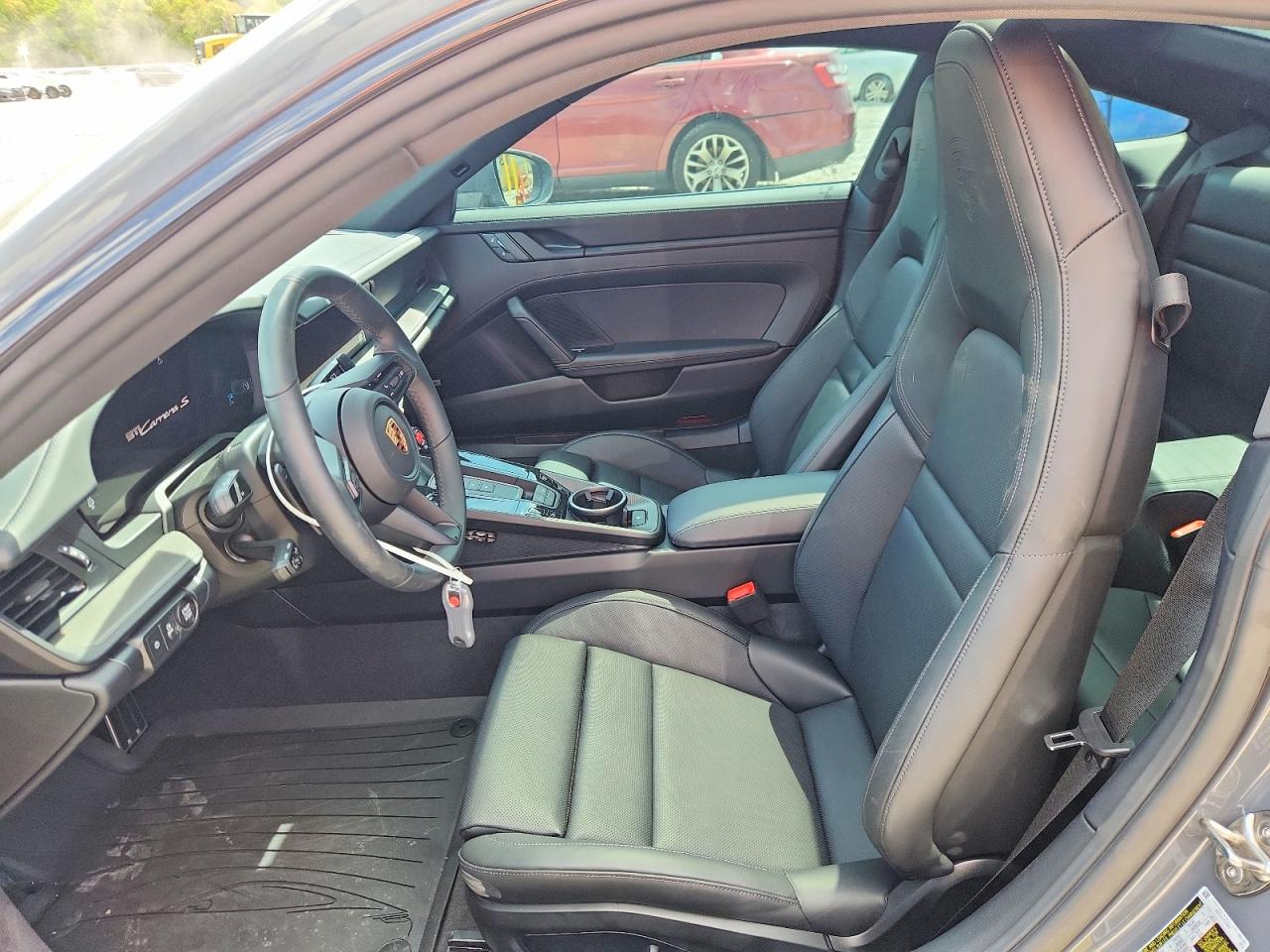 2025 Porsche 911 VIN WP0AH2A9XSS230075 COPART salvage auction — Front End, GA - CERT OF TITLE-SALVAGE, sold $92,500 on 2026-08-04 (photo 7)
