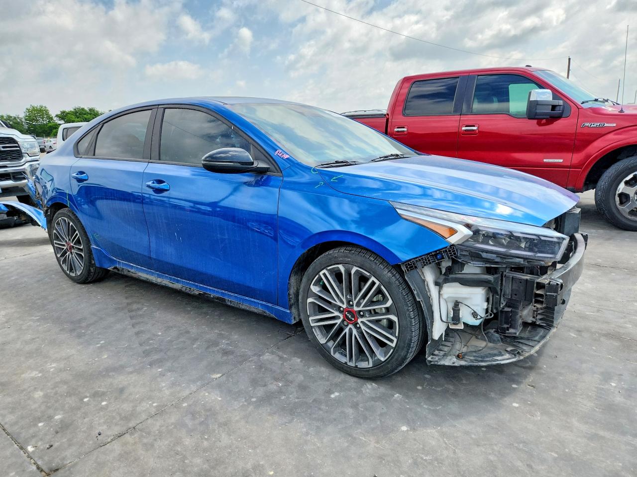 2023 Kia Forte VIN 3KPF44AC6PE526178 COPART salvage auction — Rear End, TX - SALVAGE VEHICLE TITLE, sold $3,050 on 2026-07-09 (photo 4)