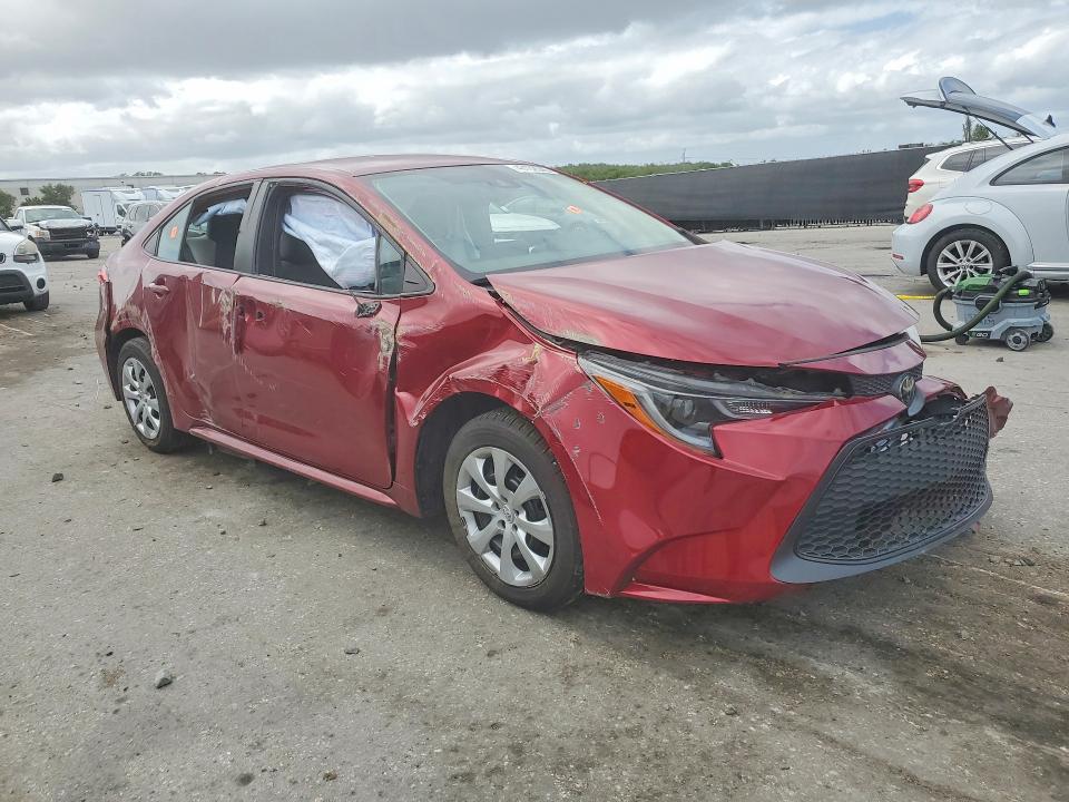 2022 Toyota Corolla VIN 5YFEPMAE7NP324577 COPART salvage auction — SIDE, Fl - Certificate Of Destruction, sold $2,800 on 2026-07-02 (photo 4)