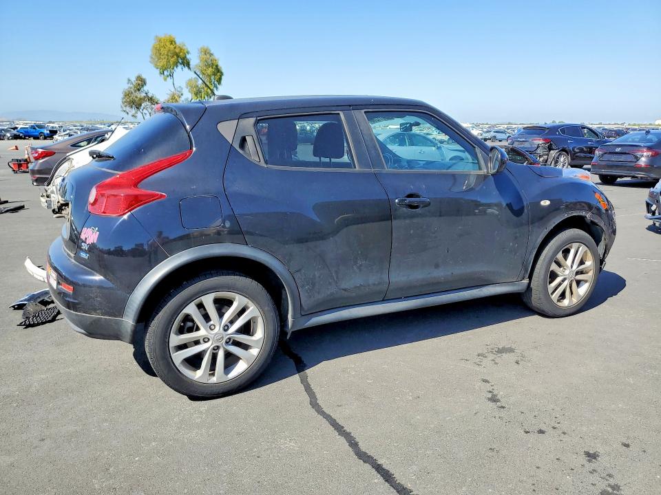 2012 Nissan Juke VIN JN8AF5MRXCT117147 COPART salvage auction — FRONT END, Salvage Title, sold $800 on 2026-07-13 (photo 3)
