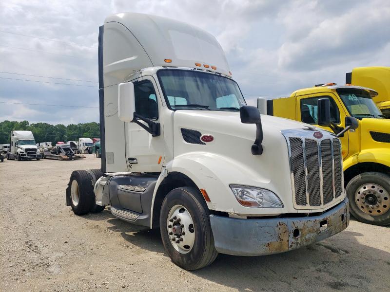 2017 Peterbilt 579 VIN 1XPBA48X0HD428992 COPART salvage auction — SIDE, IN - CERTIFICATE OF TITLE, sold $7,200 on 2026-07-28 (photo 1)
