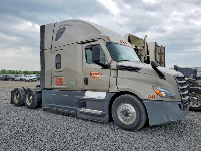 2022 Freightliner Cascadia 126 VIN 3AKJHHDR6NSNB1344 COPART salvage auction — UNDERCARRIAGE, KY - CERT OF TITLE-SALVAGE, sold $26,500 on 2026-07-30 (photo 1)