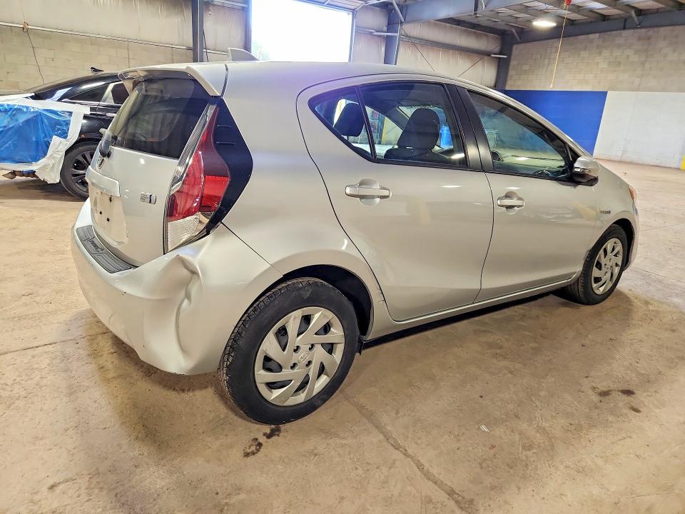 2015 Toyota Prius VIN JTDKDTB31F1107034 COPART salvage auction — SIDE, Salvage Title, sold $2,450 on 2026-07-20 (photo 3)