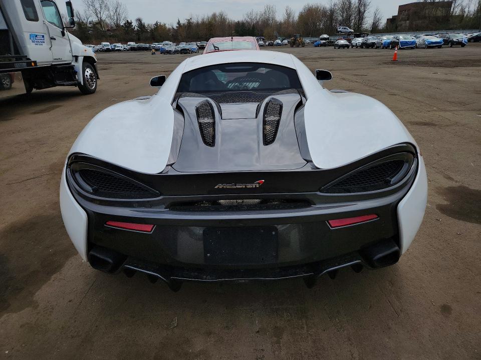 2017 Mclaren automotive 570s VIN SBM13DAA4HW002084 COPART salvage auction — FRONT END, ID - SALVAGE CERTIFICATE OF TITLE, sold $58,500 on 2026-09-03 (photo 6)