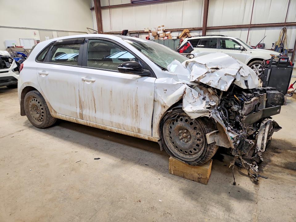 2020 Hyundai Elantra VIN KMHH55LC7LU137677 COPART salvage auction — FRONT END, AB - BOS - SALVAGE, sold $500 on 2026-07-02 (photo 4)