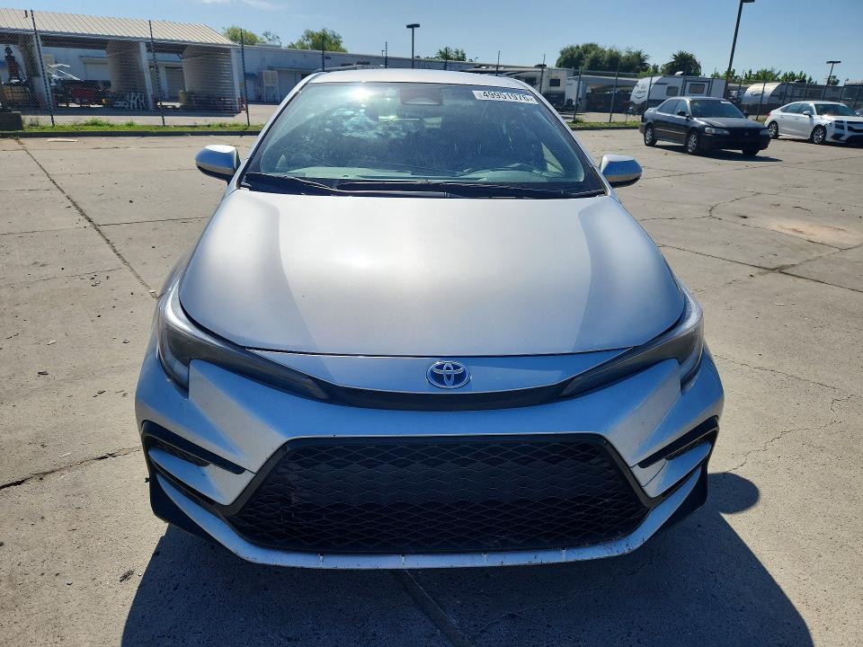 2024 Toyota Corolla VIN JTDBCMFE8R3061926 COPART salvage auction — SIDE, Salvage Title, sold $5,500 on 2026-07-27 (photo 5)