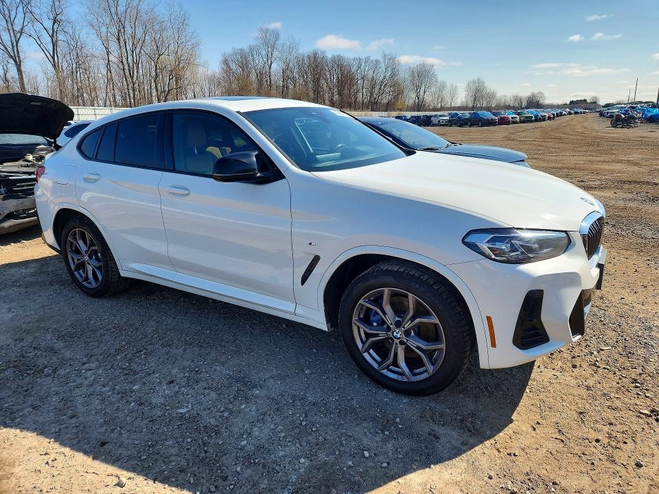 2023 BMW X4 VIN 5UX43DT09P9R39485 COPART salvage auction — MINOR DENT/SCRATCHES, Oh - Dealer Only Clean Title (P), sold $32,000 on 2026-07-29 (photo 4)