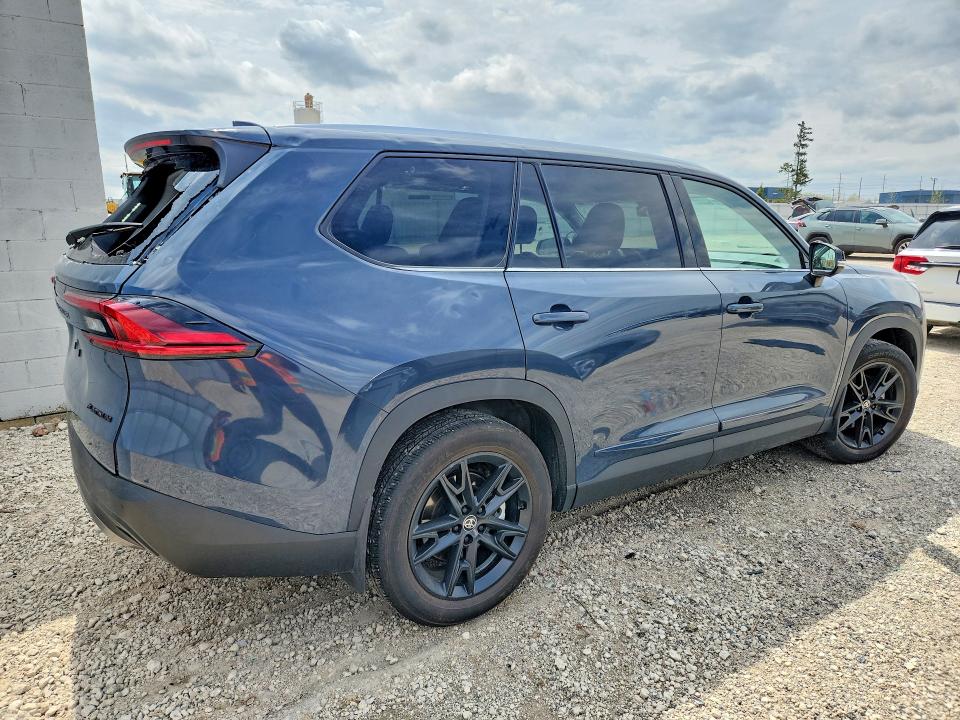 2025 Toyota Highlander VIN 5TDAAAB53SS089711 COPART salvage auction — HAIL, IA - CERT OF TITLE-SALVAGE TITLE, sold $12,900 on 2026-07-22 (photo 3)