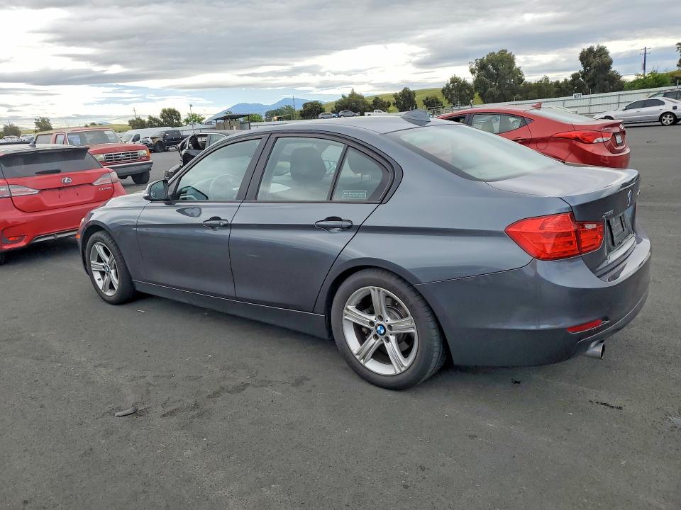 2014 BMW 3er VIN WBA3C3G58ENS71130 COPART salvage auction — REAR END, Ca - Salvage Certificate, sold $1,500 on 2026-07-08 (photo 2)
