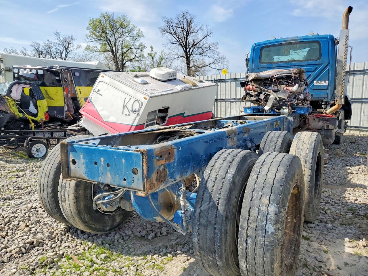 2023 International HX VIN 3HTPCAPT8PN260078 COPART salvage auction — All Over, KY - CERT OF TITLE-SALVAGE, sold $9,100 on 2026-07-09 (photo 4)
