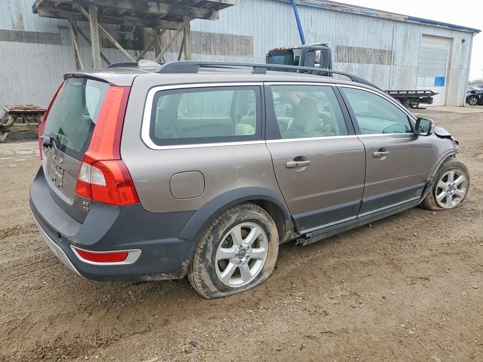 2010 Volvo Xc70 VIN YV4960BZ3A1084163 COPART salvage auction — FRONT END, Mi - Certificate Of Title, sold $400 on 2026-07-22 (photo 3)