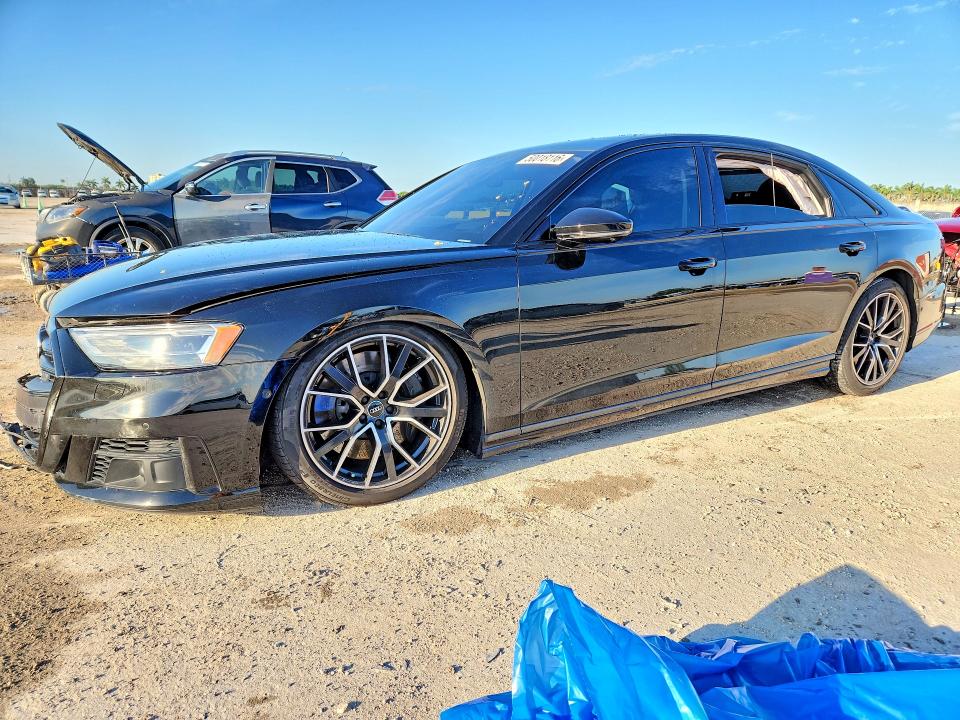 2020 Audi A8 VIN WAU8EAF8XLN004052 — COPART salvage auction photo