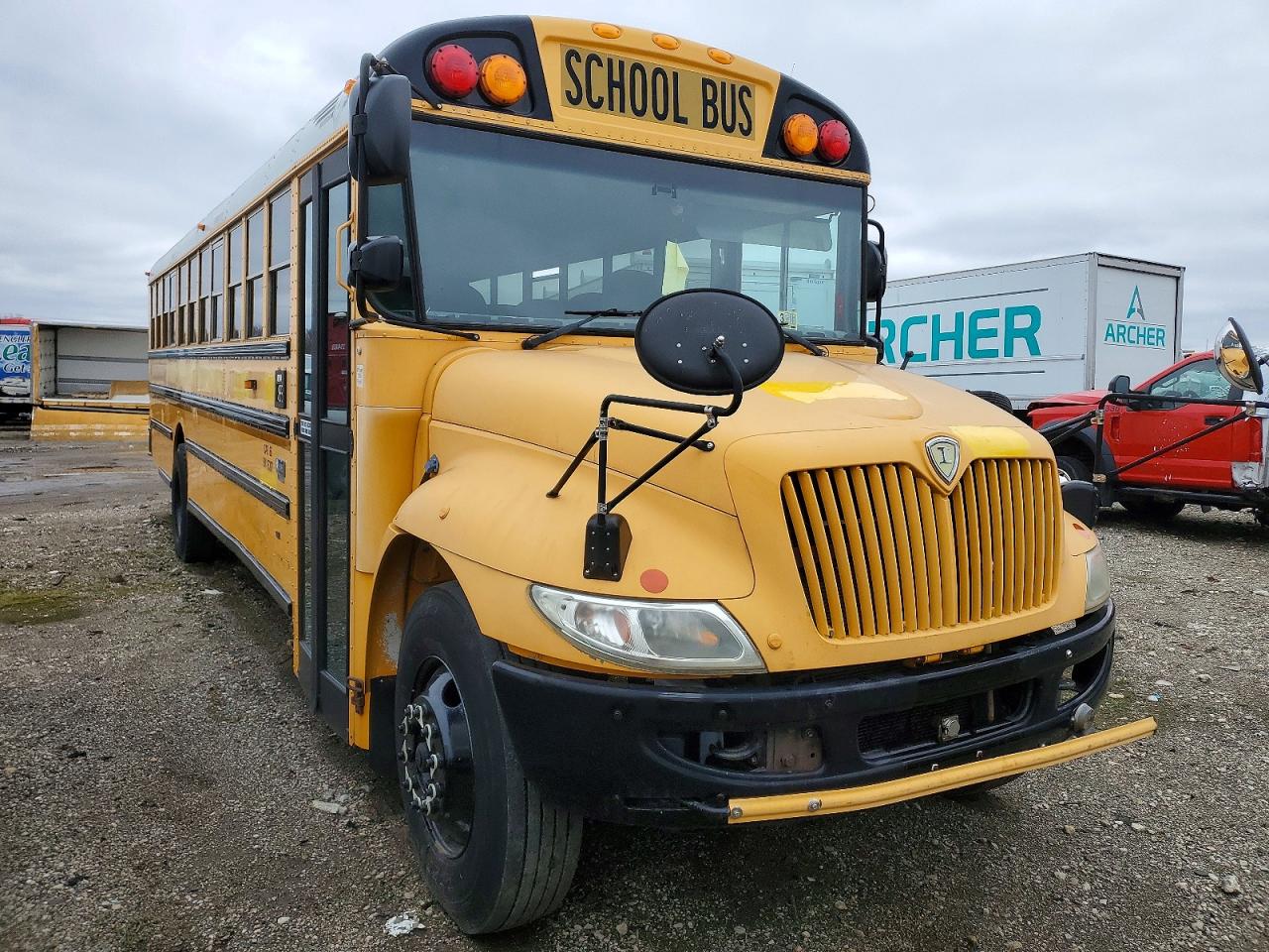 2013 Ic Corporation Ce Series School VIN 4DRBUSKP4DB299954 — COPART salvage auction photo