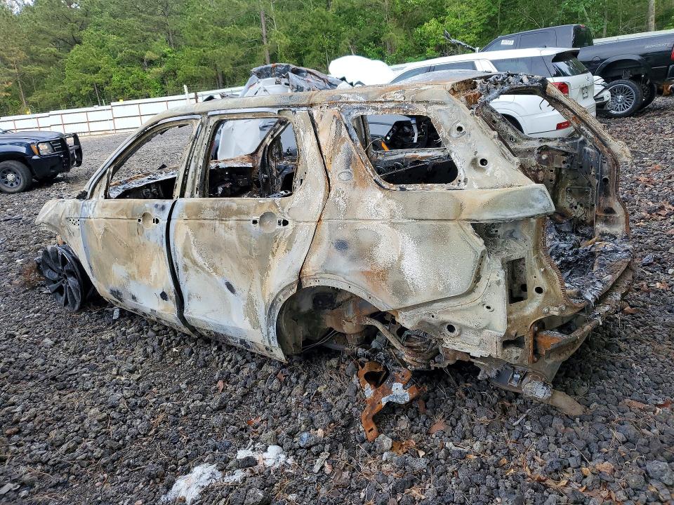 2023 Land rover Discovery sport VIN SALCT2FX8PH321776 COPART salvage auction — BURN, Tx - Nonrepairable Title, sold $150 on 2026-07-06 (photo 2)
