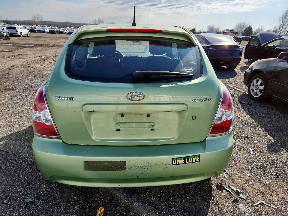 2010 Hyundai Accent VIN KMHCN3BC1AU164421 COPART salvage auction — SIDE, ON - PERMIT NO BRAND - UNFIT, sold $200 on 2026-07-14 (photo 6)
