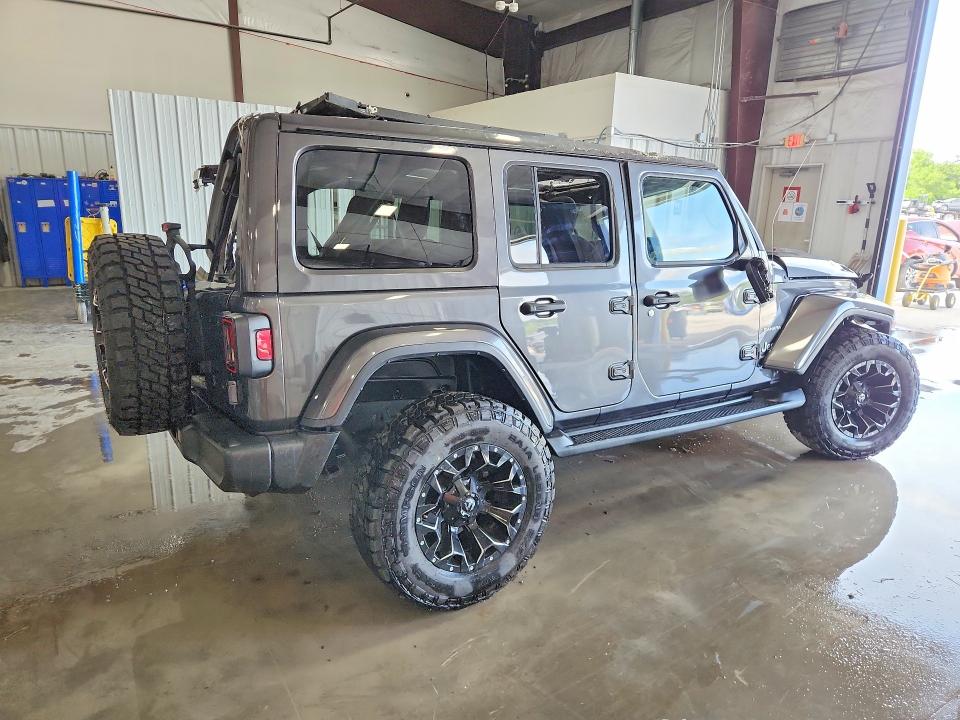 2022 Jeep Wrangler unlimited VIN 1C4HJXEM7NW209986 COPART salvage auction — ROLLOVER, Il - Junking Cert Of A Vehicle, sold $3,600 on 2026-07-08 (photo 3)