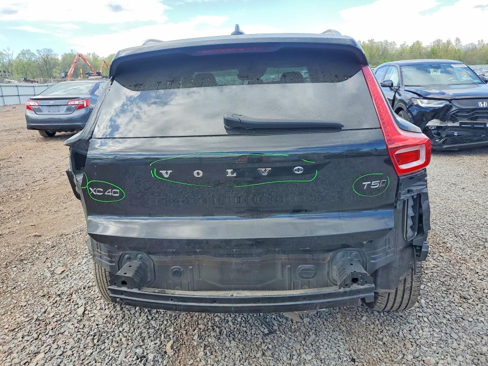 2020 Volvo Xc40 VIN YV4162UK3L2264104 COPART salvage auction — REAR END, NJ - CERT OF TITLE-SALVAGE, sold $375 on 2026-07-21 (photo 6)