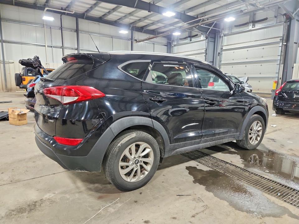 2016 Hyundai Tucson VIN KM8J3CA48GU101302 COPART salvage auction — VANDALISM, Mn - Cert Of Title-Prior Salvage, sold $2,550 on 2026-07-14 (photo 3)