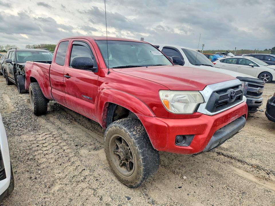 2014 Toyota Tacoma VIN 5TFUX4EN9EX026555 COPART salvage auction — UNDERCARRIAGE, AR - CERT OF TITLE-SALVAGE, sold $7,500 on 2026-07-13 (photo 4)
