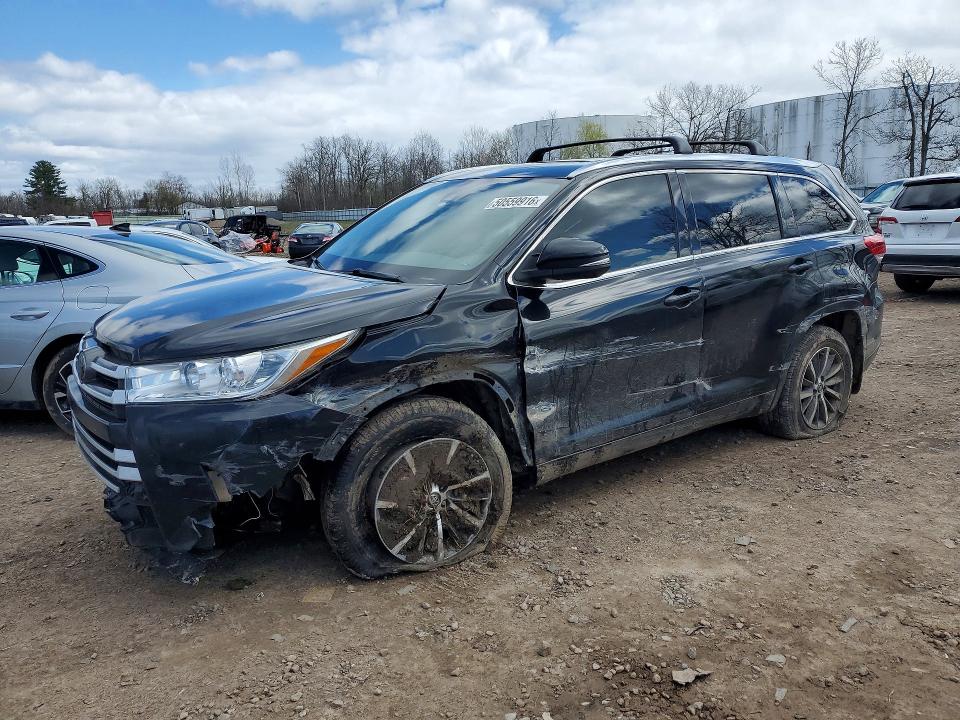 2017 Toyota Highlander VIN 5TDKZRFH8HS519726 COPART salvage auction — FRONT END, Tx - Certificate Of Title, sold $7,000 on 2026-07-08 (photo 1)