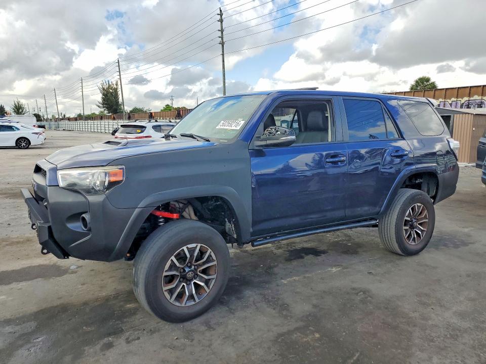 2018 Toyota 4runner VIN JTEBU5JR7J5528707 COPART salvage auction — DAMAGE HISTORY, Fl - Cert Of Title-Rebuilt (P), sold $10,600 on 2026-07-20 (photo 1)