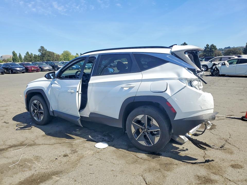 2026 Hyundai Tucson hybrid VIN KM8JBDD12TU443199 COPART salvage auction — REAR END, Ca - Salvage Certificate, sold $6,400 on 2026-07-17 (photo 2)