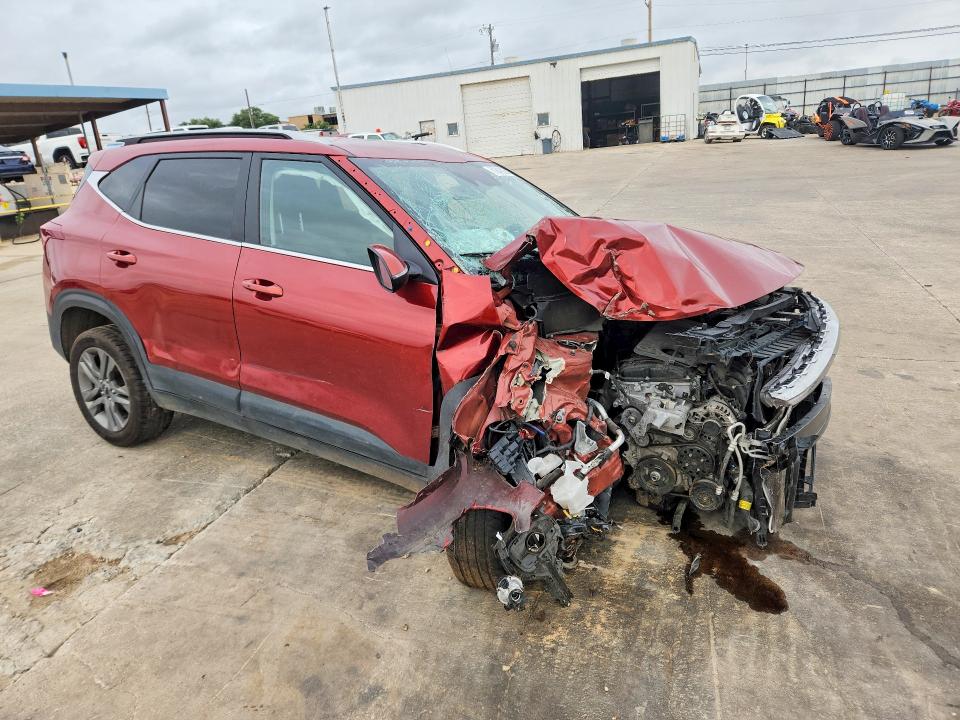 2023 Kia VIN KNDEU2AA4P7392740 COPART salvage auction — FRONT END, Tx - Salvage Vehicle Title, sold $375 on 2026-07-23 (photo 4)