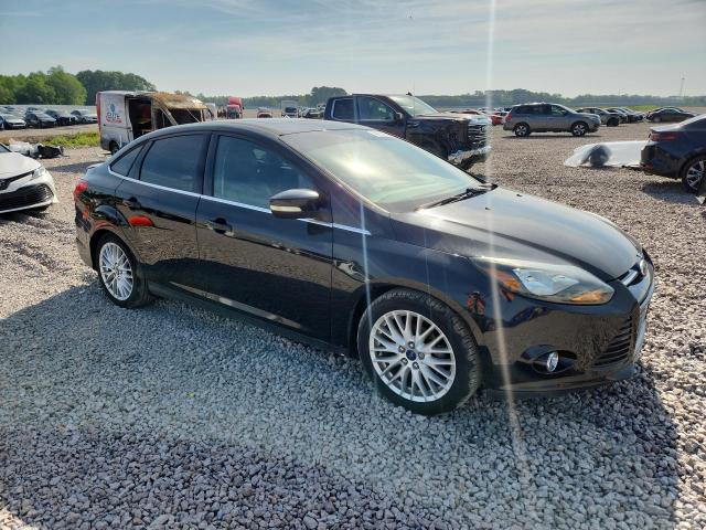 2014 Ford Focus VIN 1FADP3J24EL315913 COPART salvage auction — SIDE, Nc - Salvage Certificate Of Title, sold $275 on 2026-07-09 (photo 4)