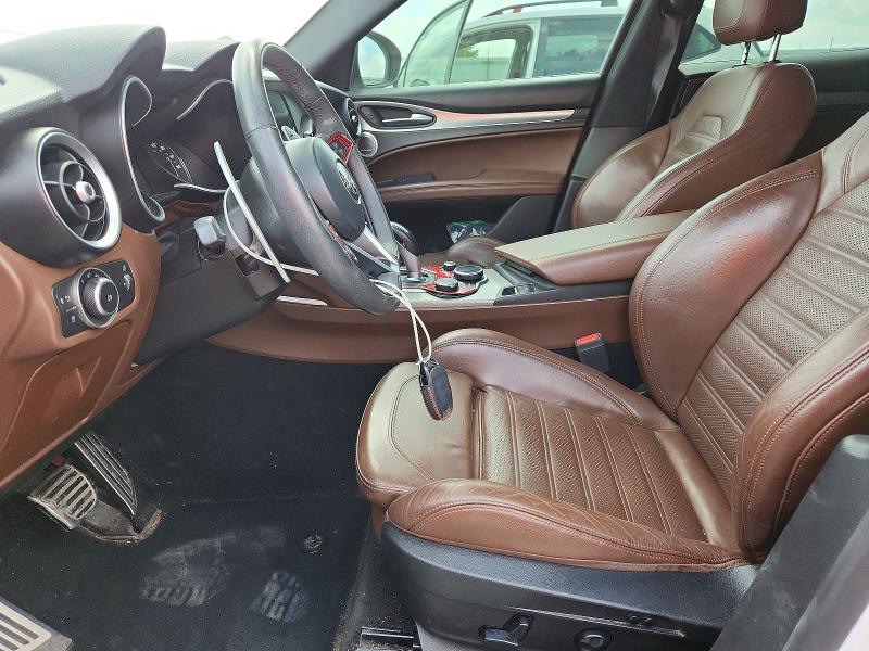 2018 Alfa romeo Stelvio VIN ZASFAKNN7J7B83131 COPART salvage auction — FRONT END, IL - SALVAGE CERTIFICATE, sold $2,000 on 2026-07-06 (photo 7)