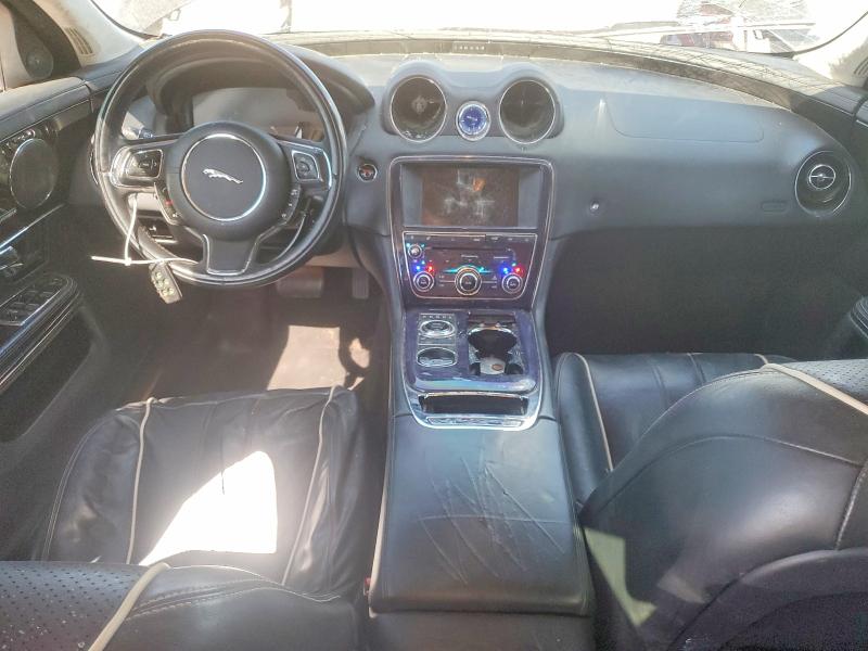 2013 Jaguar Xj VIN SAJWJ1CD7D8V45617 COPART salvage auction — VANDALISM, Ca - Non-Repairable Vehicle Cert, sold $375 on 2026-07-20 (photo 8)
