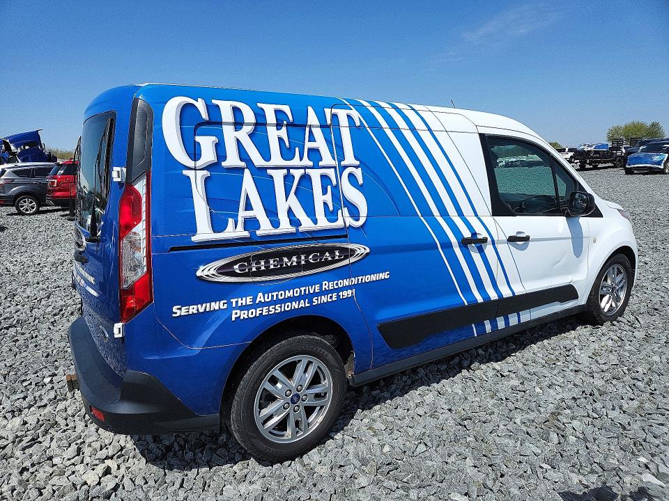 2020 Ford Transit connect VIN NM0LS7F22L1438412 COPART salvage auction — MINOR DENT/SCRATCHES, MI - CERTIFICATE OF TITLE, sold $6,900 on 2026-07-24 (photo 3)