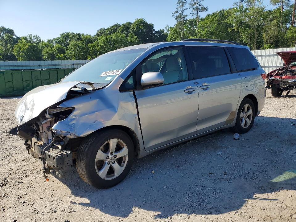 2015 Toyota Sienna VIN 5TDKK3DC7FS527984 COPART salvage auction — FRONT END, Ga - Cert Of Title-Salvage, sold $975 on 2026-07-21 (photo 1)