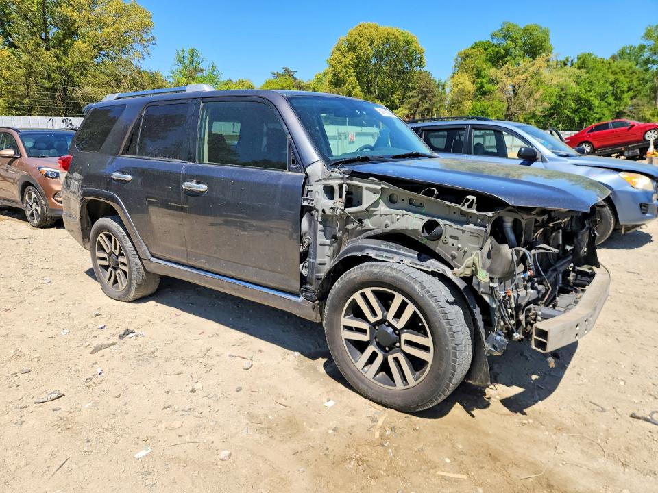 2013 Toyota VIN JTEZU5JR6D5055188 COPART salvage auction — FRONT END, Id - Salvage Certificate Of Title, sold $6,000 on 2026-07-14 (photo 4)